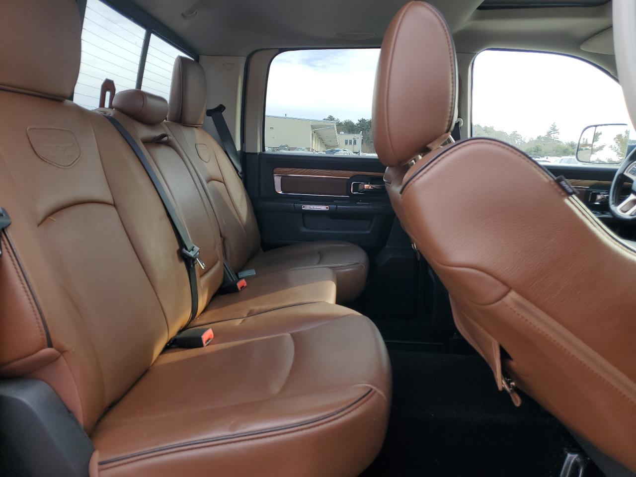 2014 RAM 1500 - Image 10