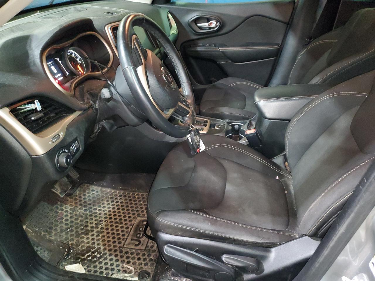 2016 Jeep Grand Cherokee - Image 7