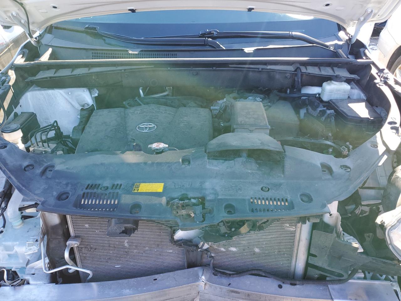 2019 Toyota Highlander - Image 12