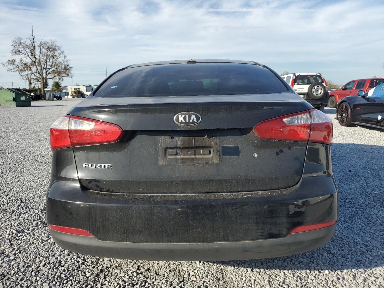 2014 Kia Forte - Image 6