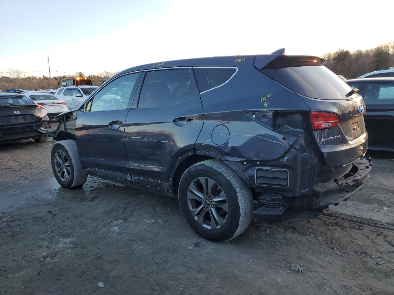 2015 Hyundai Santa Fe - Image 2