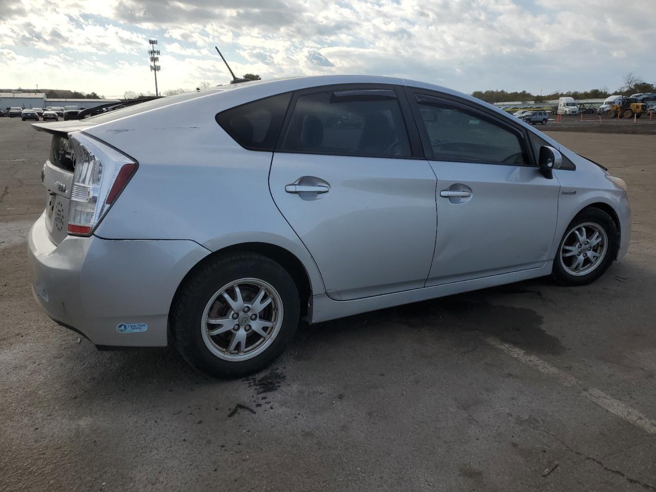 2011 Toyota Prius - Image 3