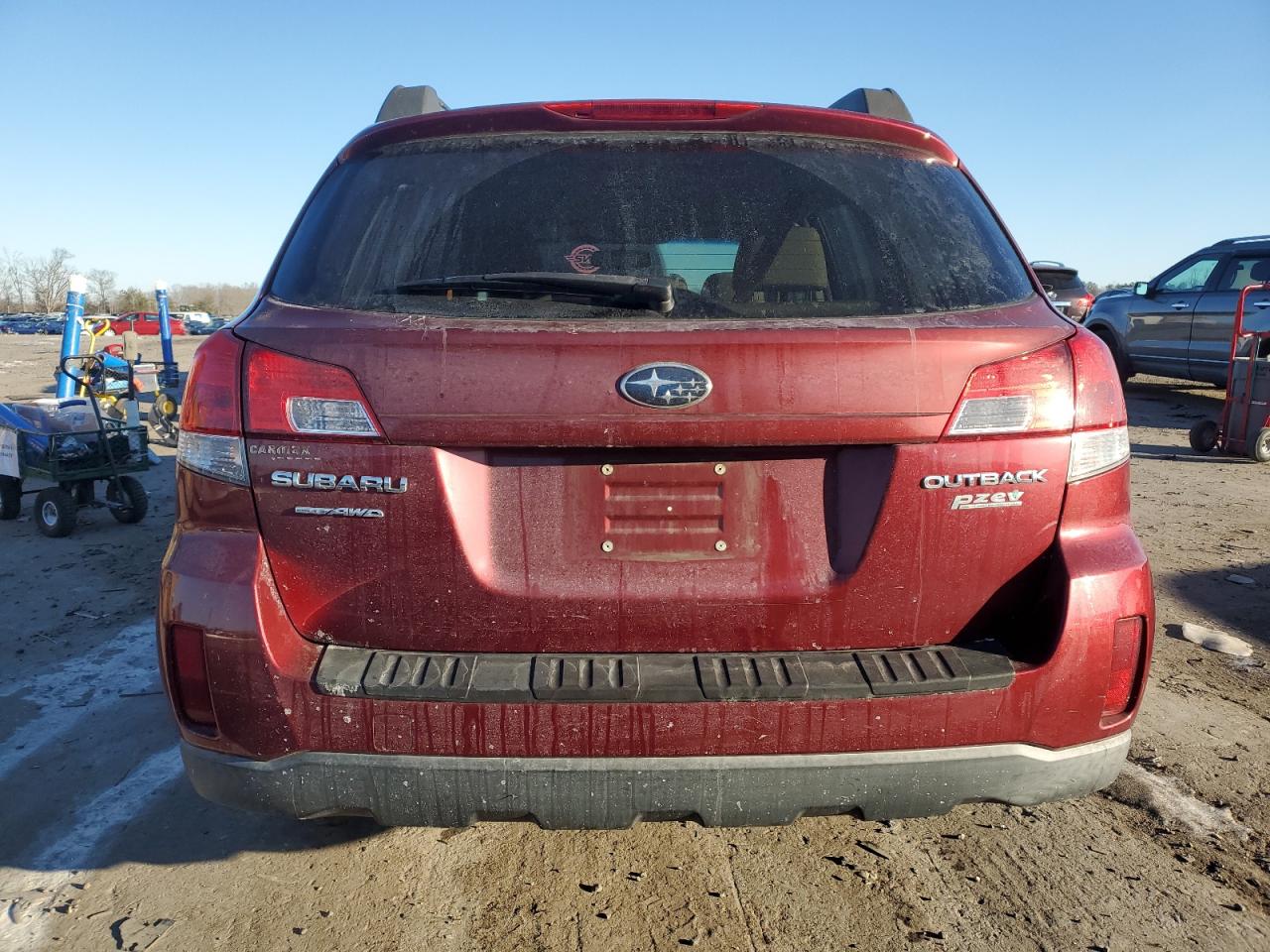 2011 Subaru Outback - Image 6