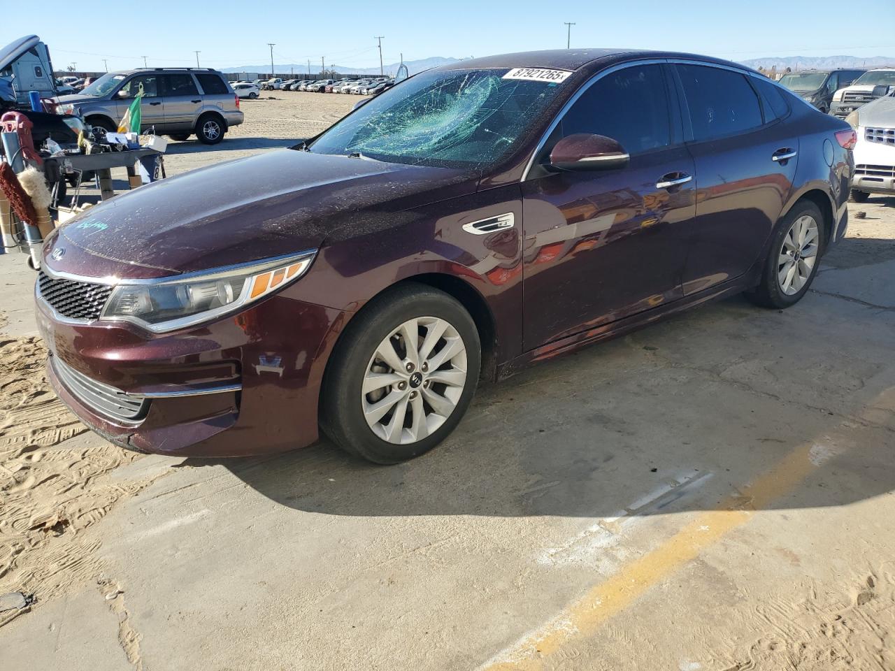 VIN 5XXGT4L30GG082369 2016 KIA OPTIMA no.1