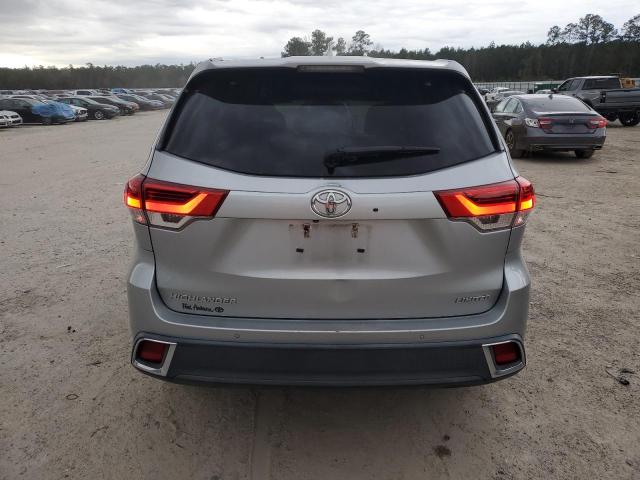  TOYOTA HIGHLANDER 2019 Srebrny