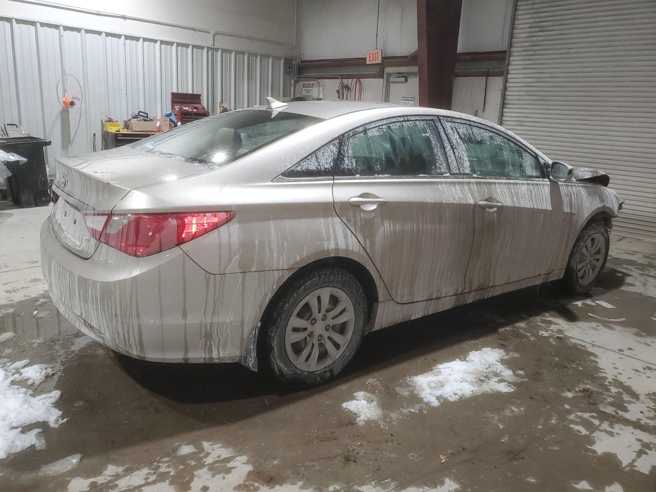 2011 Hyundai Sonata - Image 3