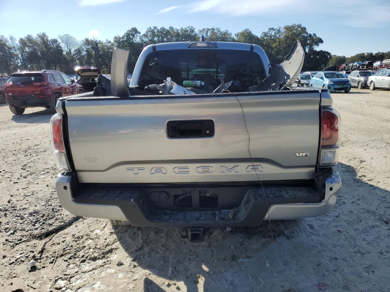 2022 Toyota Tacoma - Image 6
