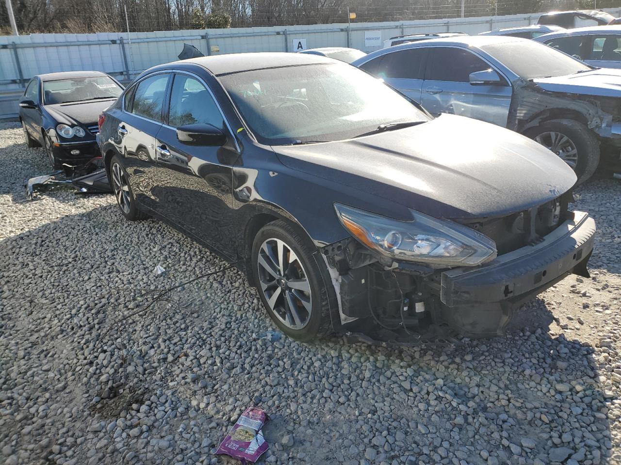 2017 Nissan Altima - Image 4