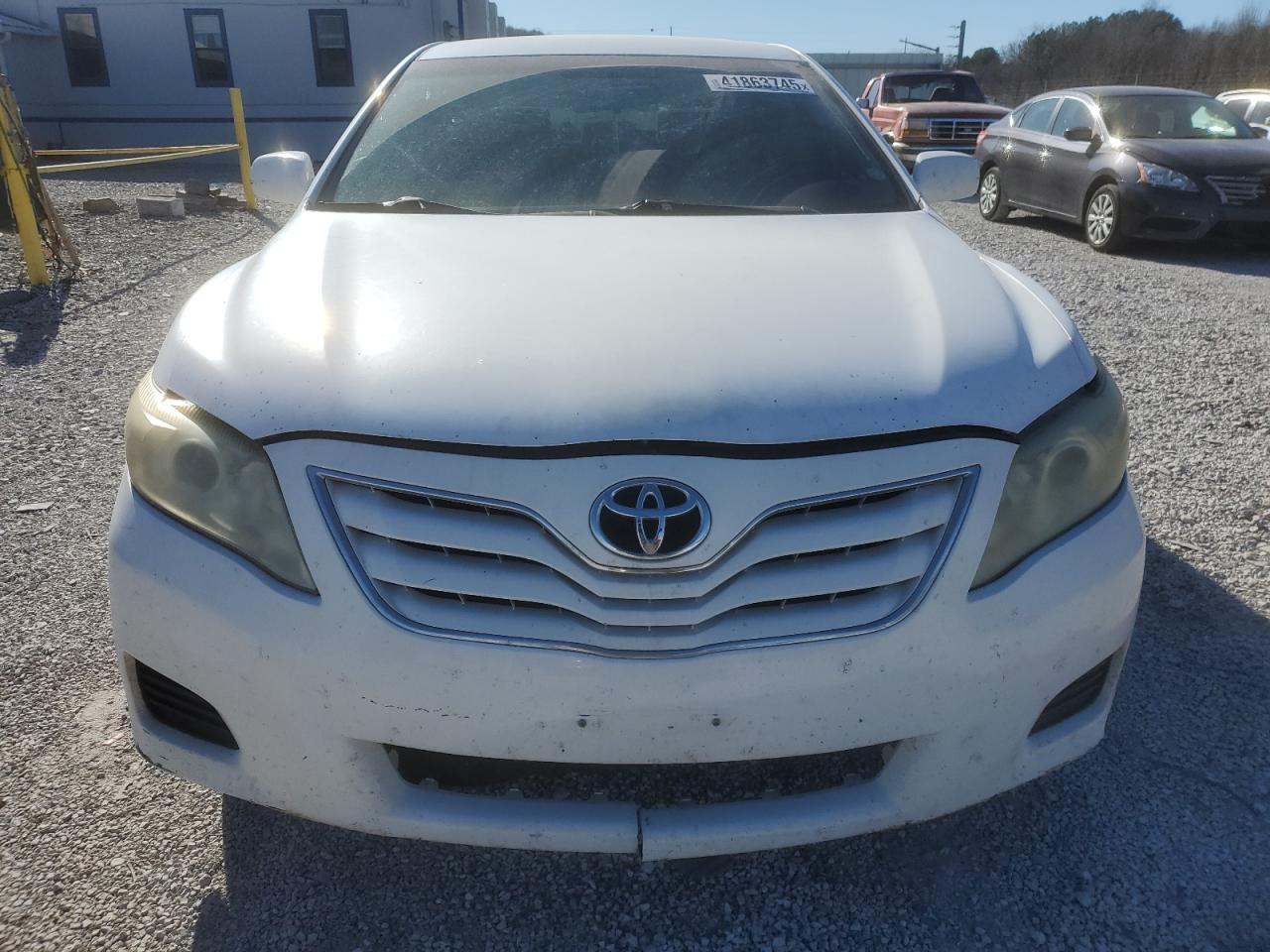 2011 Toyota Camry - Image 5