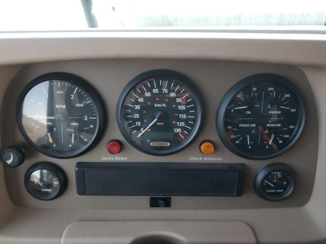2004 FREIGHTLINER CHASSIS X LINE MOTOR HOME  