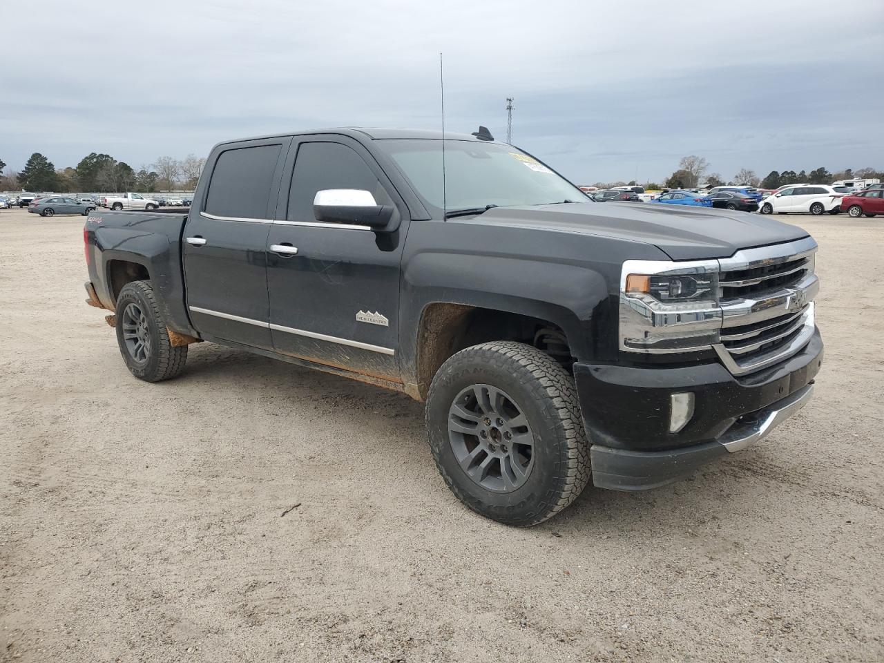 2017 Chevrolet Silverado - Image 4