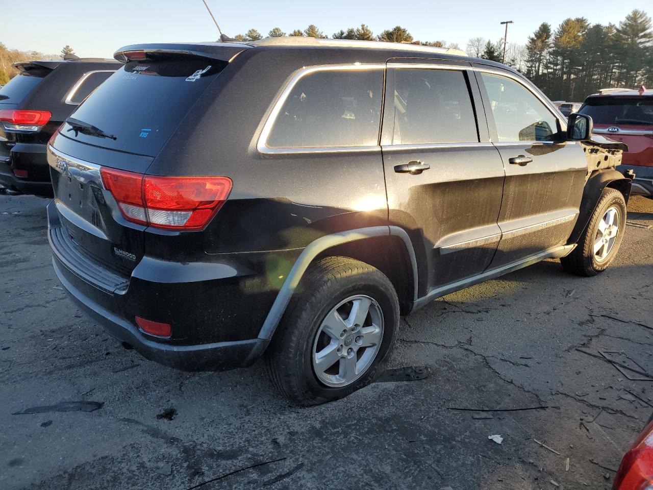 2012 Jeep Grand Cherokee - Image 3