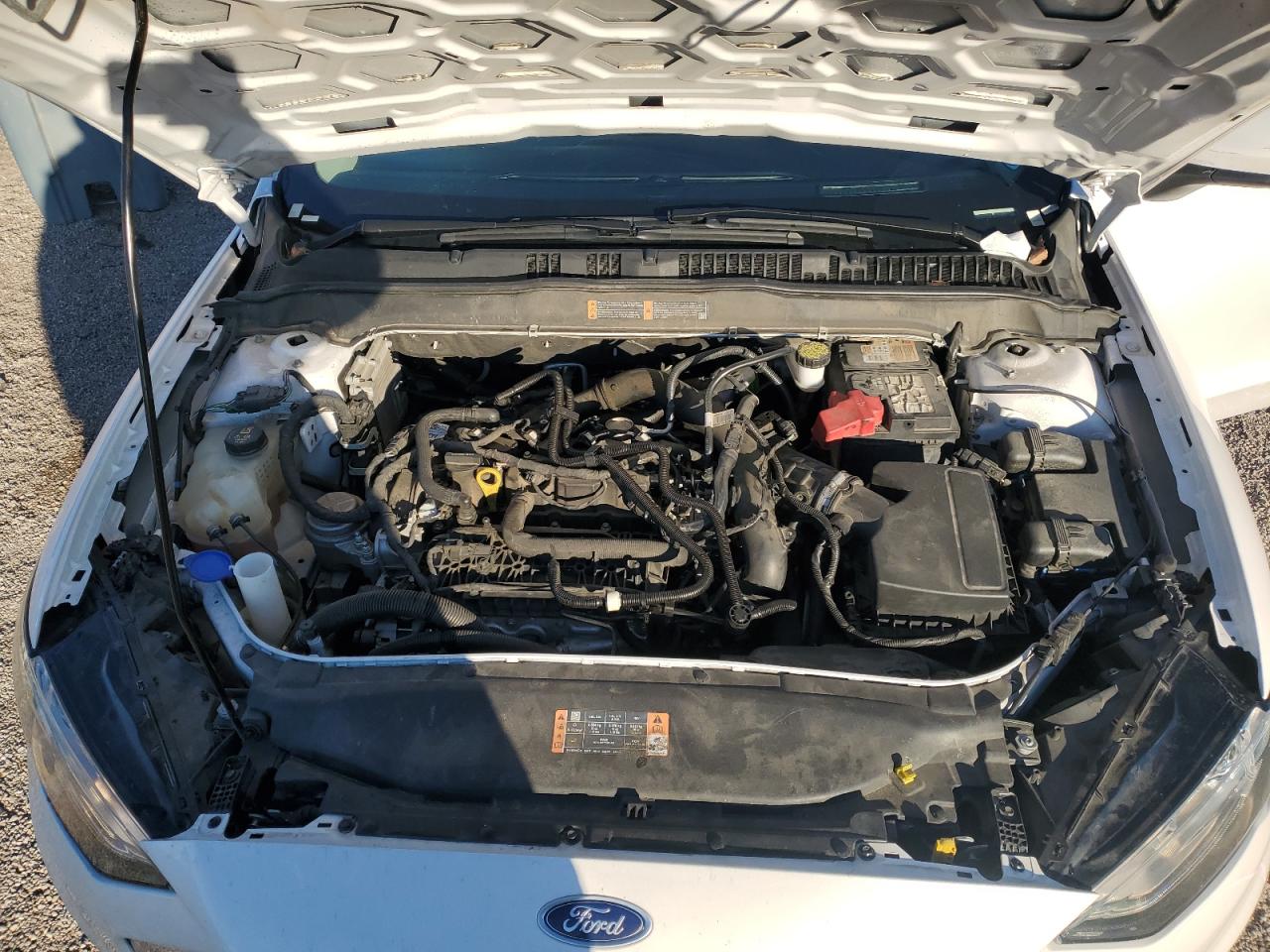 2020 Ford Fusion - Image 11