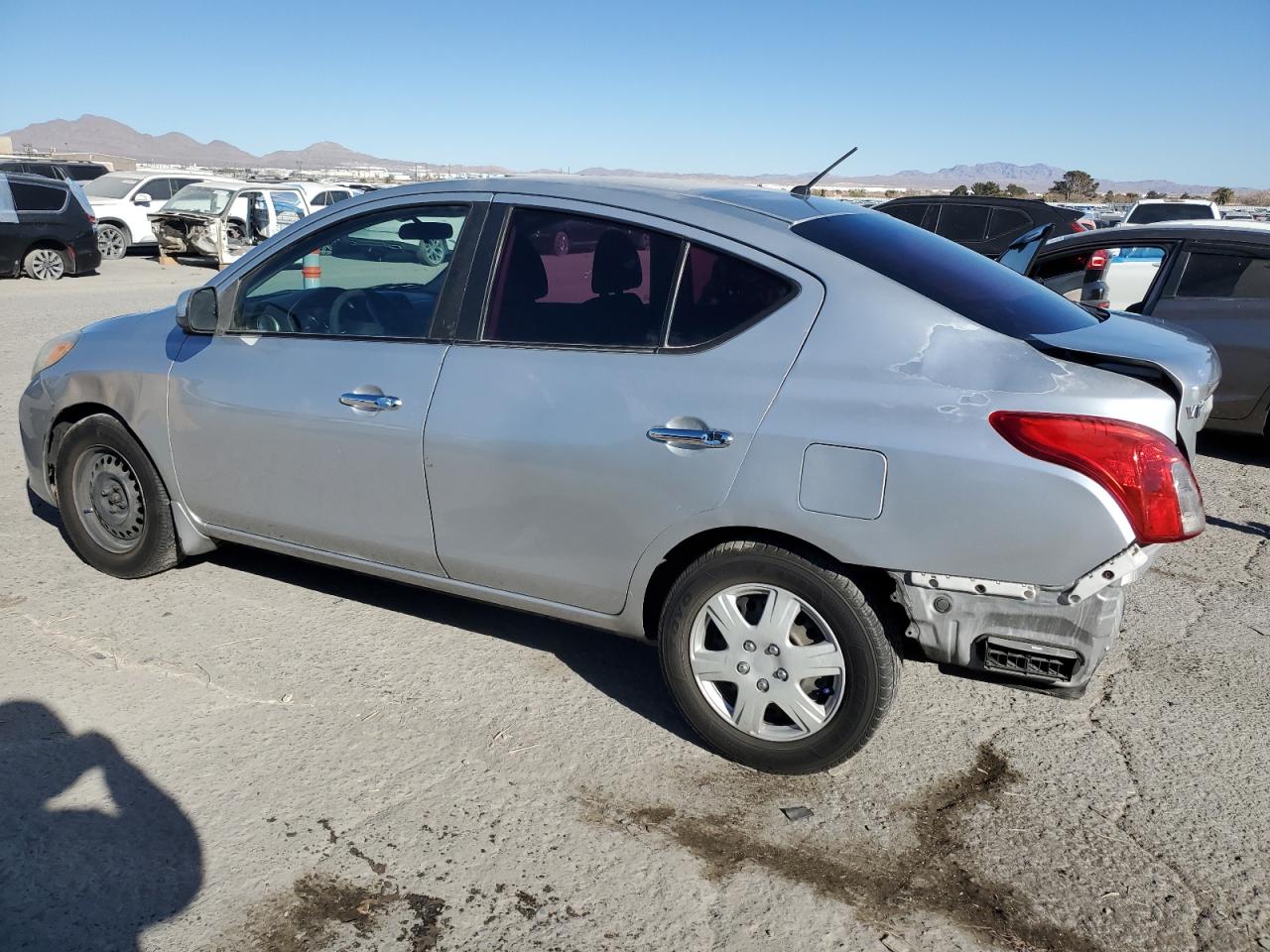 2012 Nissan Versa - Image 2
