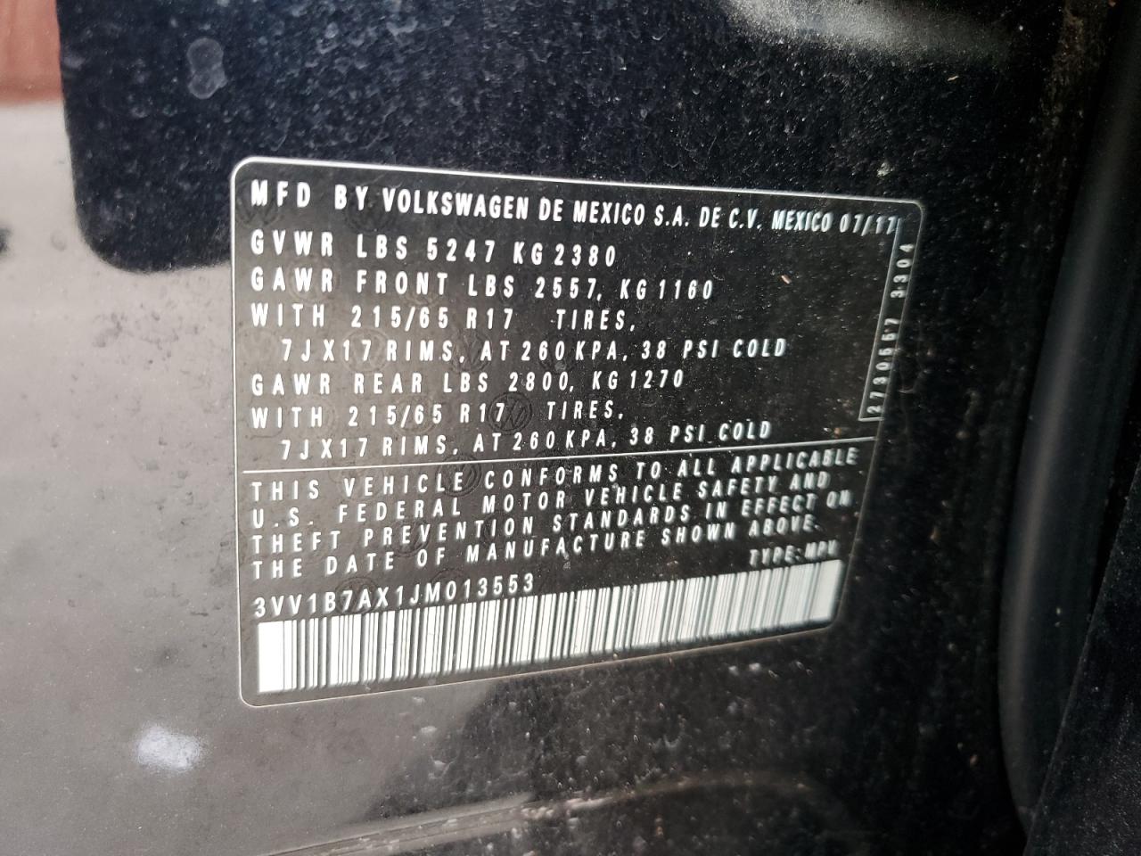 2018 Volkswagen Tiguan - Image 15
