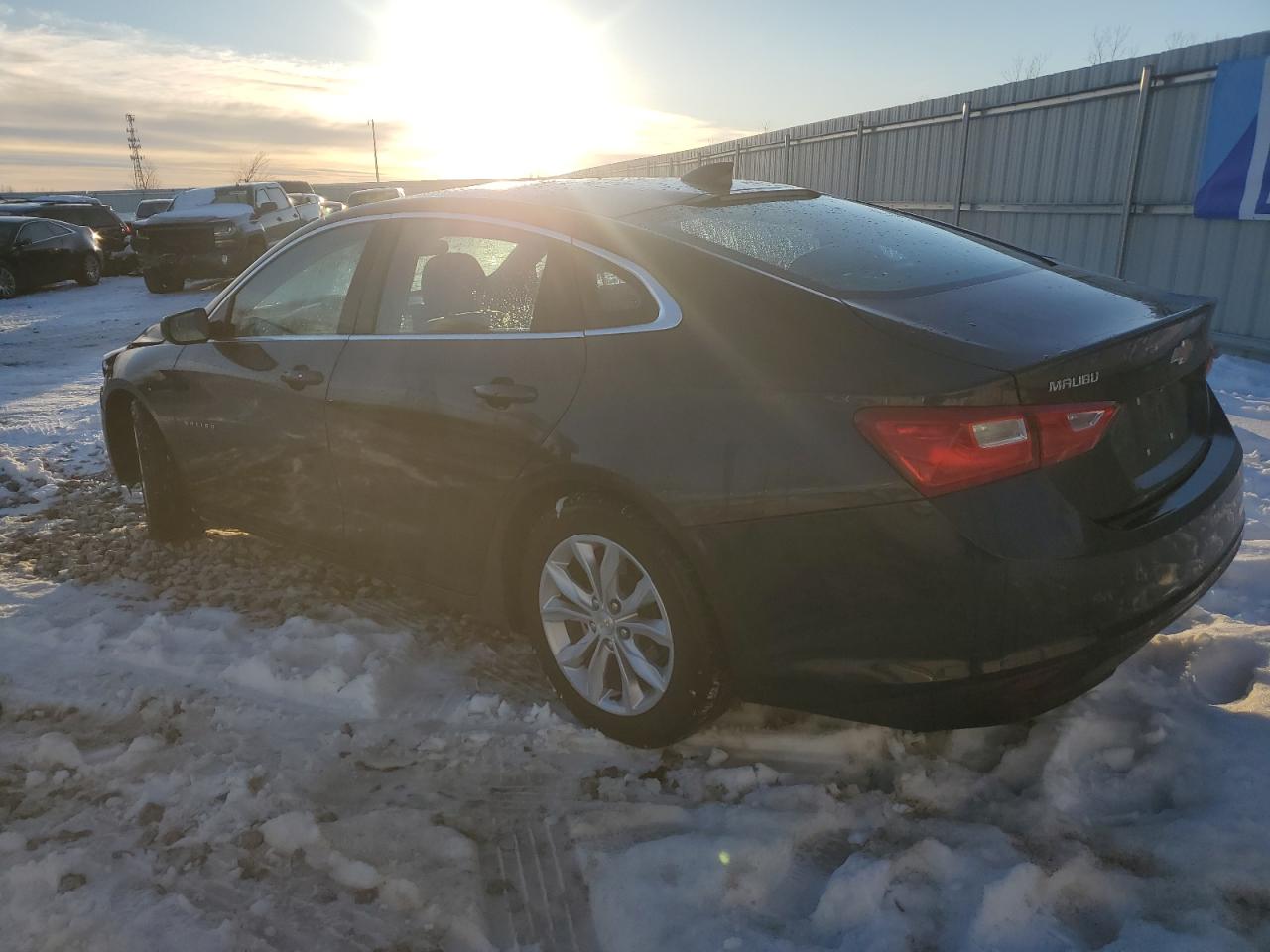 2023 Chevrolet Malibu - Image 2