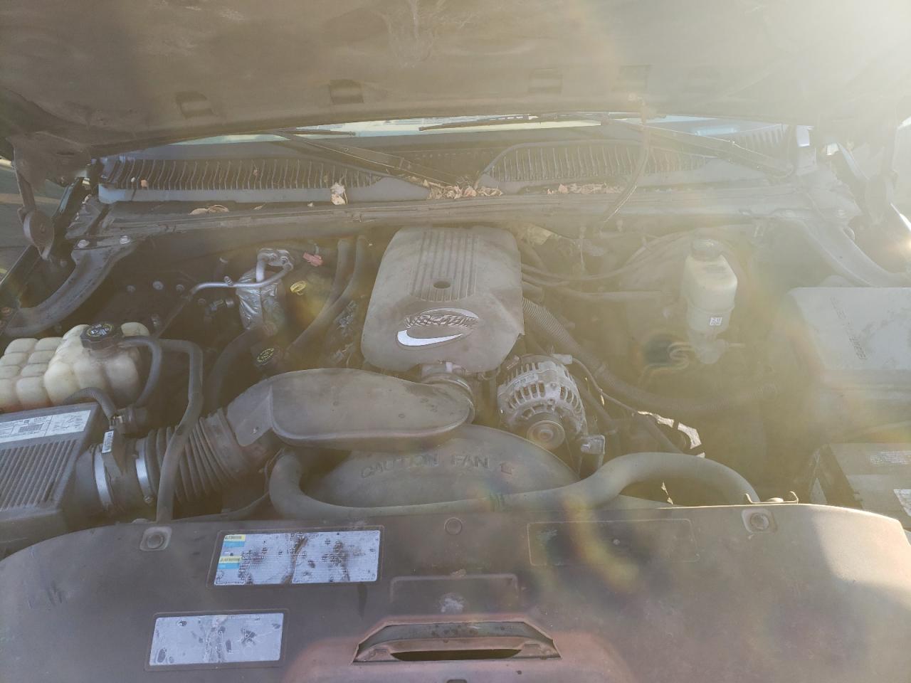 2002 Chevrolet Silverado - Image 11