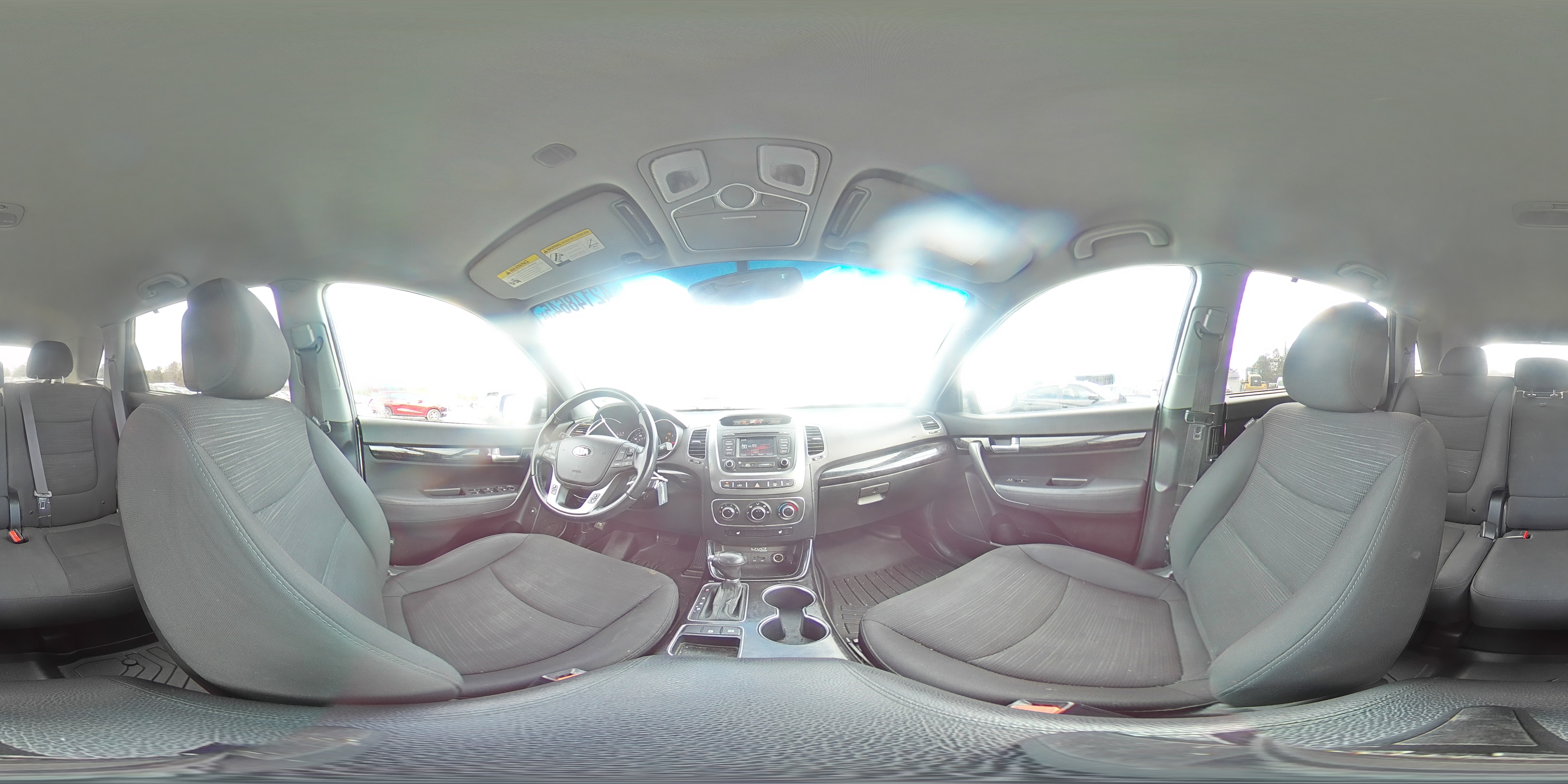 2014 Kia Sorento - Image 13