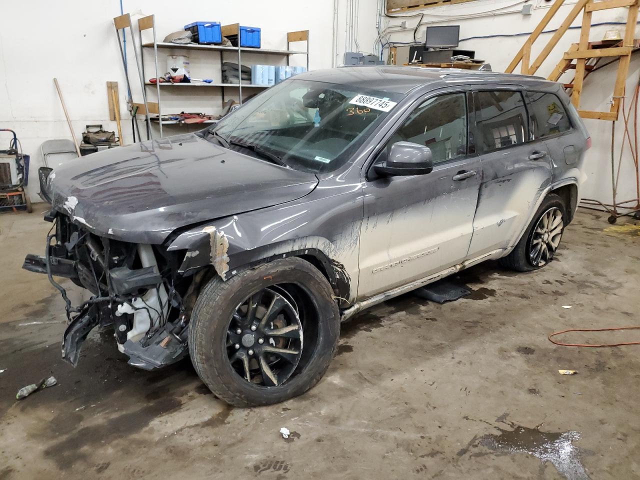 2019 Jeep Grand Cherokee - Image 1