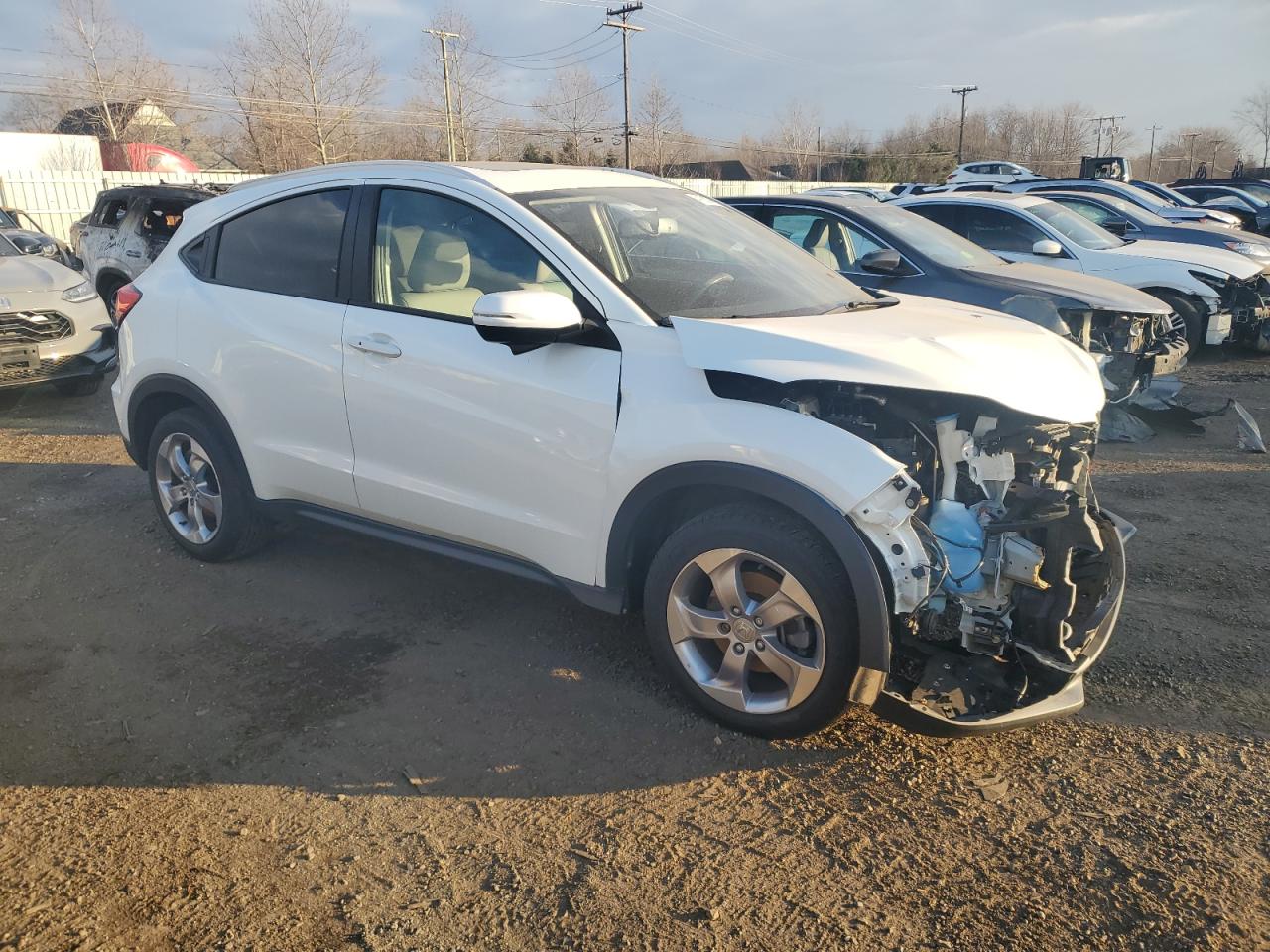 VIN 3CZRU6H7XHM715189 2017 HONDA HR-V no.4