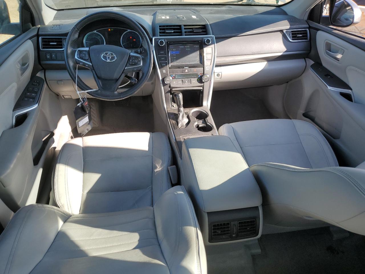 2017 Toyota Camry - Image 8