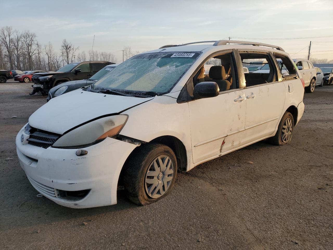 2005 Toyota Sienna - Image 1