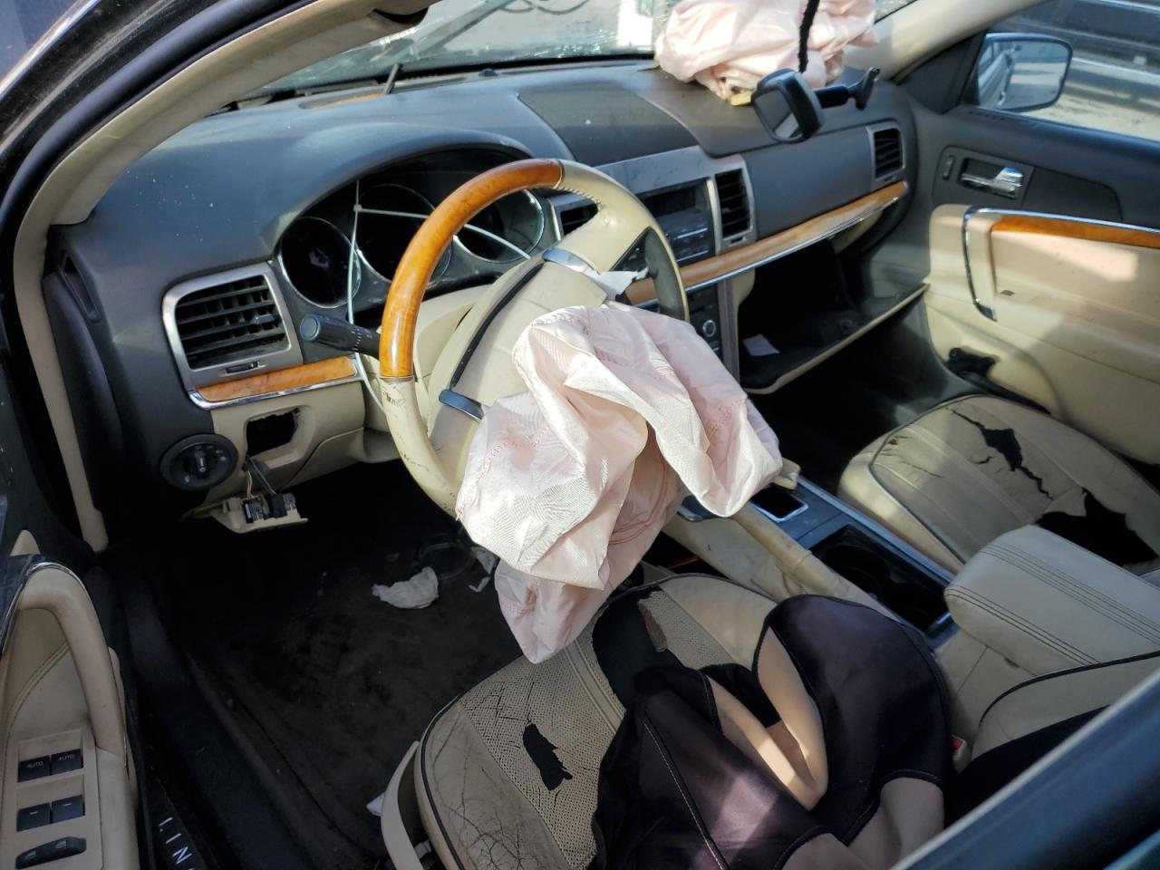 2010 Lincoln MKZ - Image 8