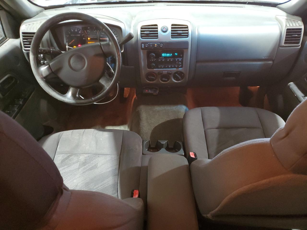 2005 Chevrolet Colorado - Image 8