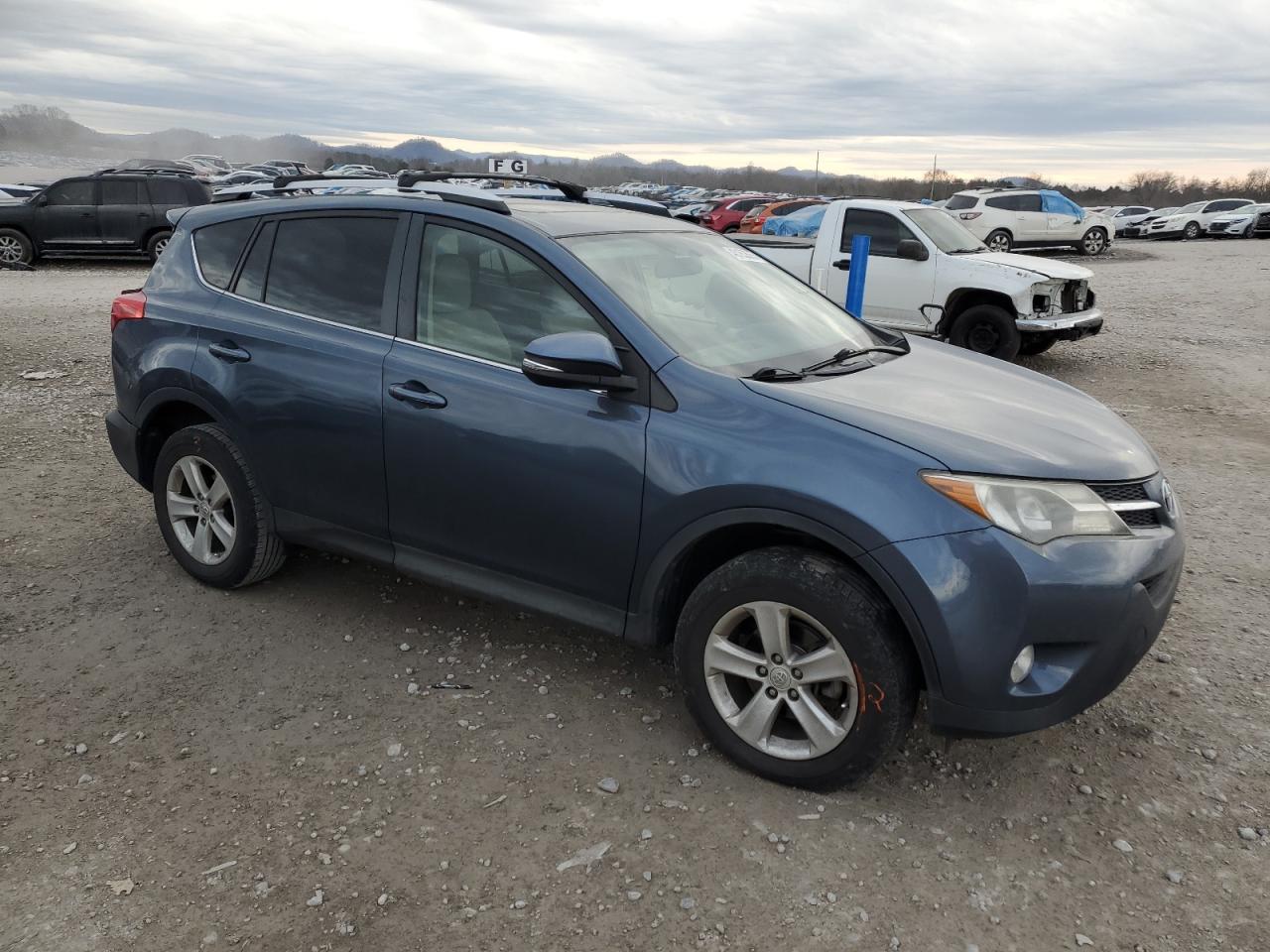 2013 Toyota RAV 4 - Image 4
