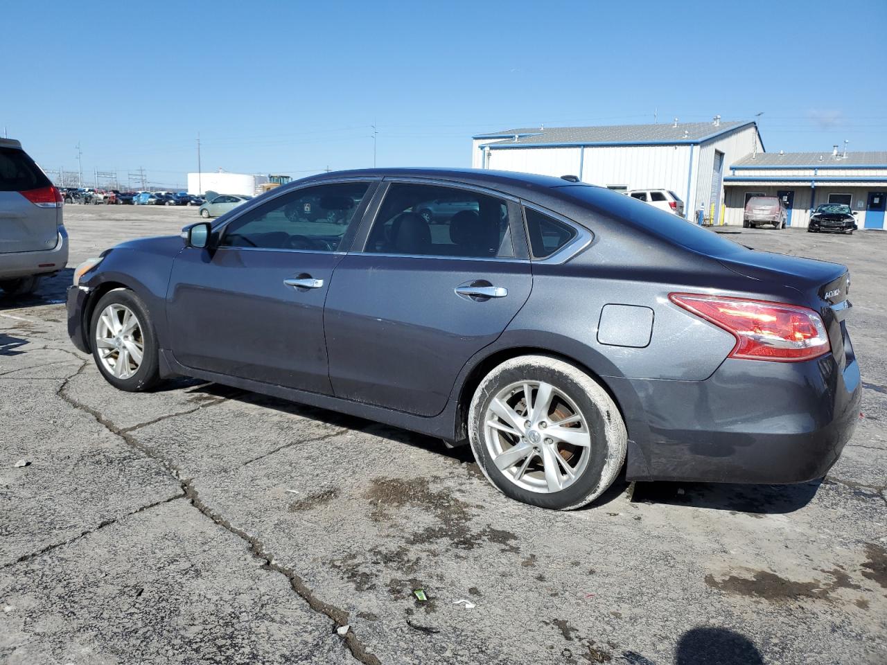 2013 Nissan Altima - Image 2