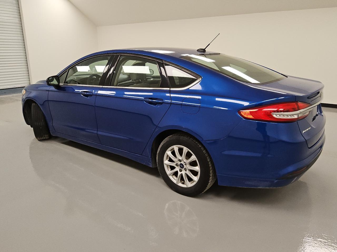 2018 Ford Fusion - Image 2