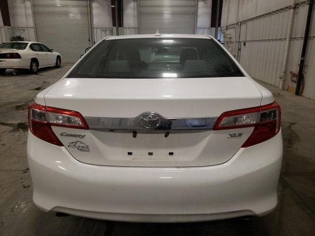  TOYOTA CAMRY 2012 Белы