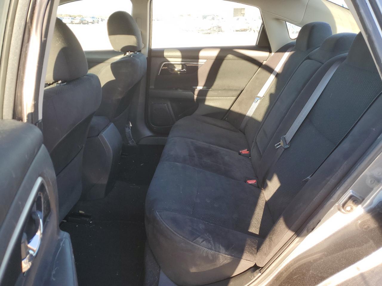 2014 Nissan Altima - Image 10
