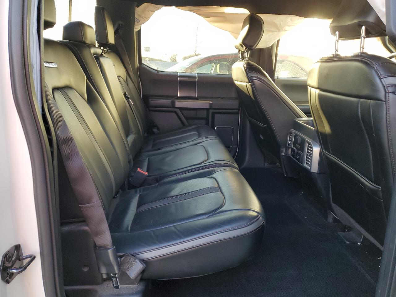 2018 Ford F-150 - Image 10