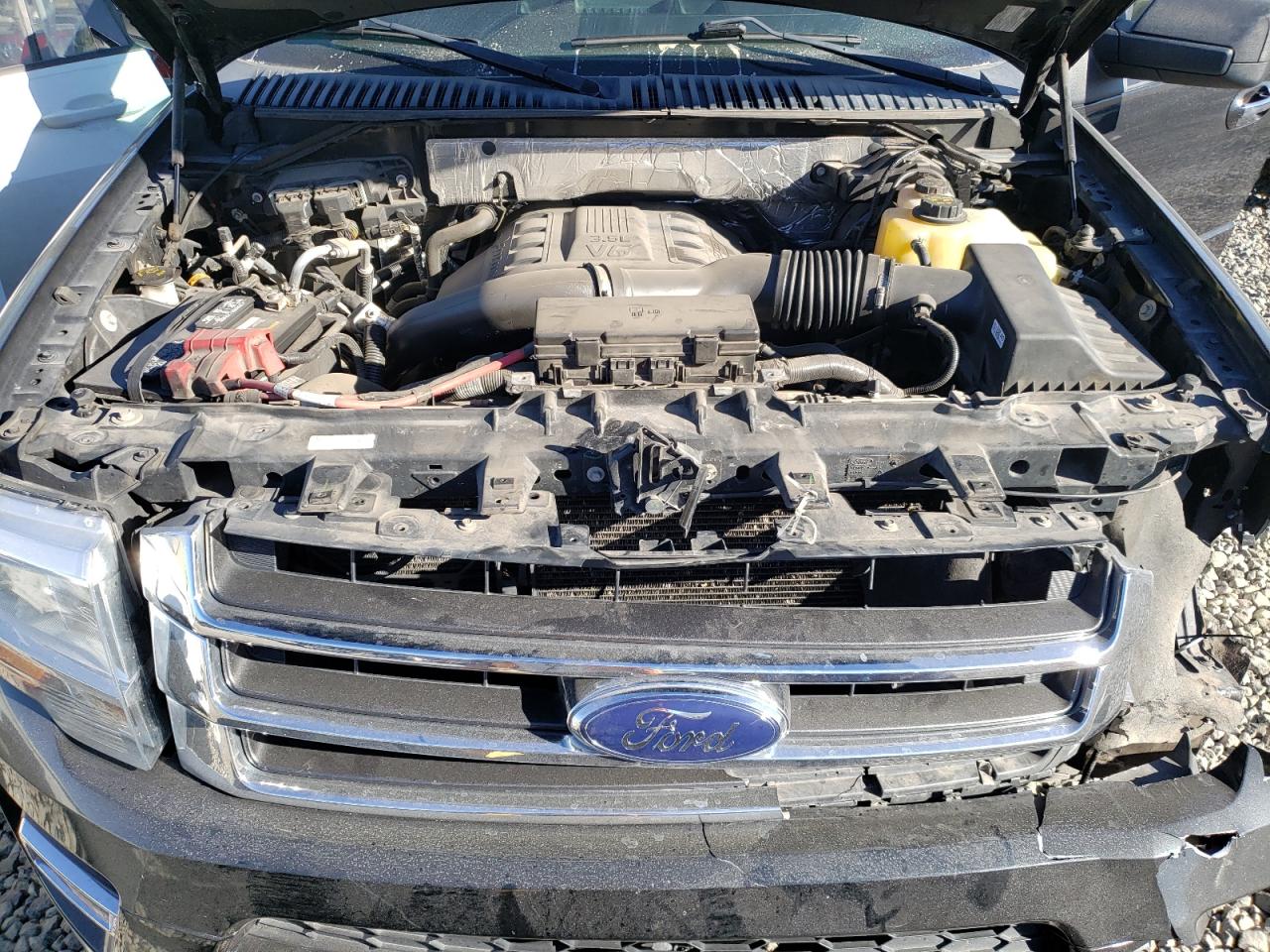 2015 Ford Expedition - Image 12