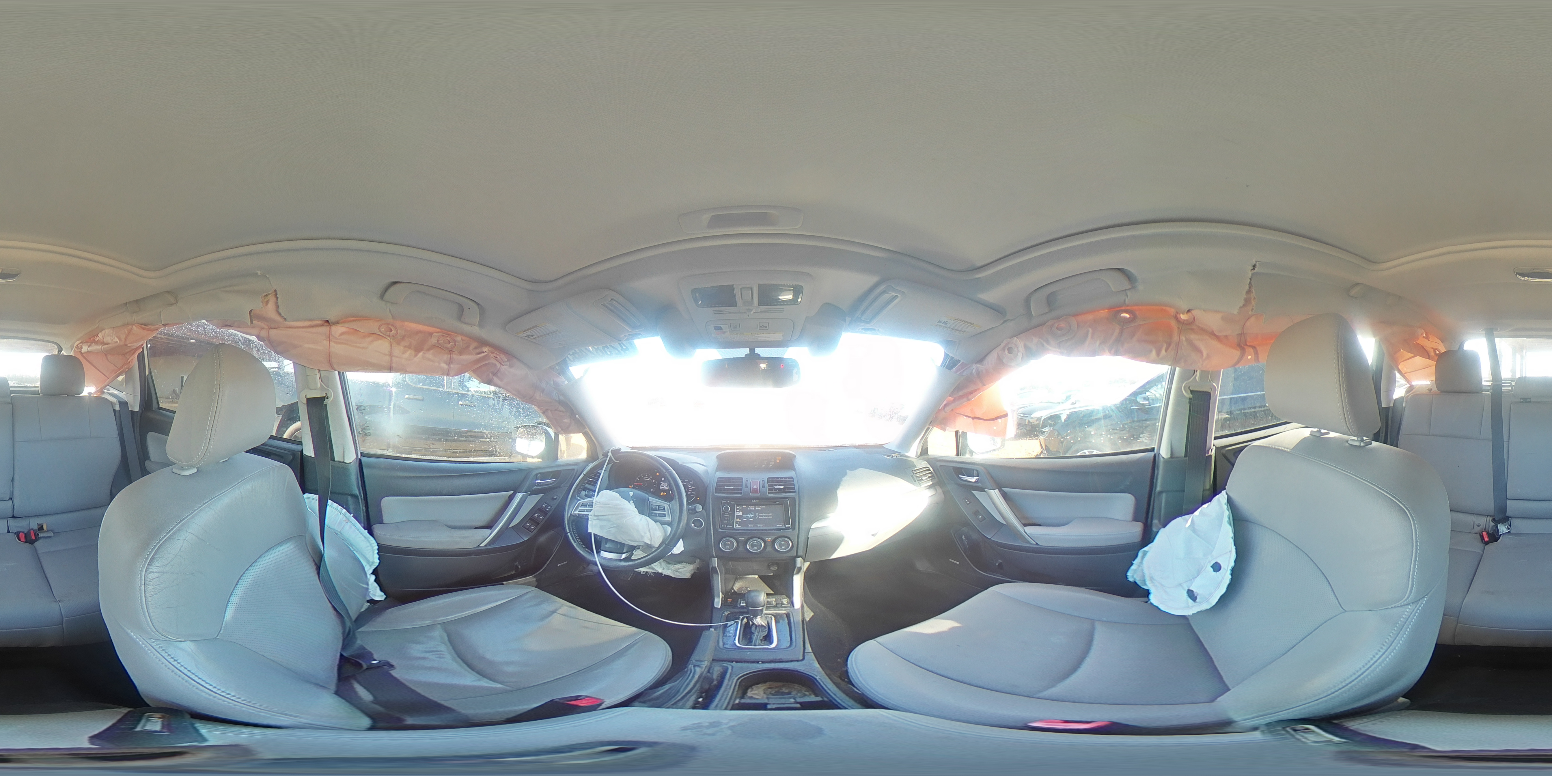 2015 Subaru Forester - Image 16