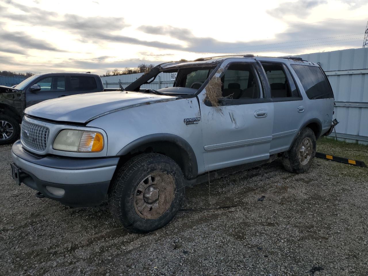 2001 Ford Expedition - Image 1