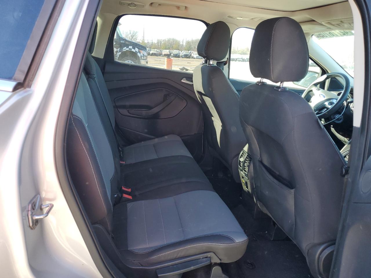 2014 Ford Escape - Image 11