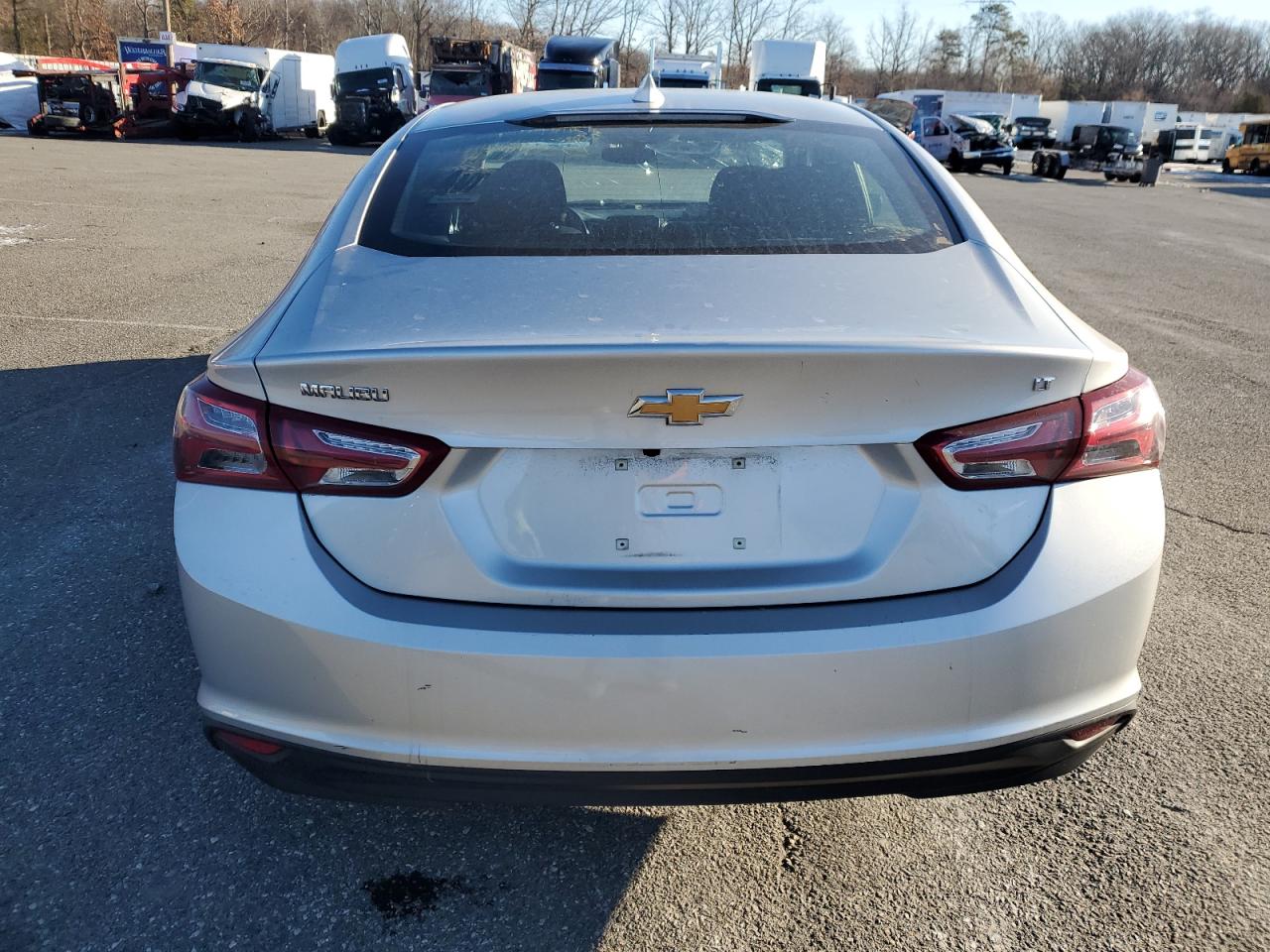 2022 Chevrolet Malibu - Image 6