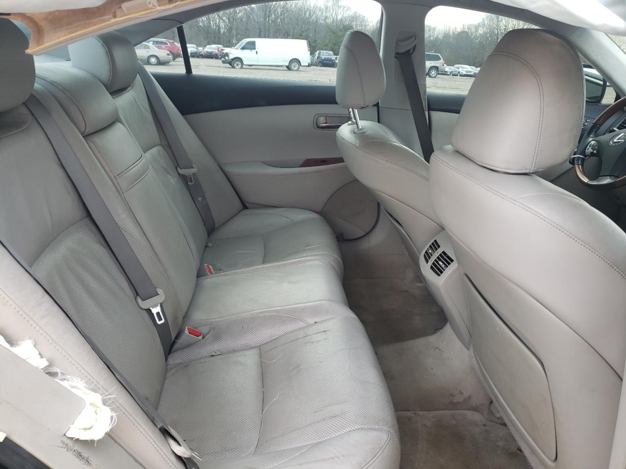 2007 Lexus ES - Image 10