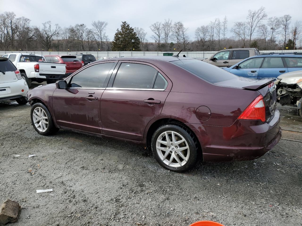 2012 Ford Fusion - Image 2