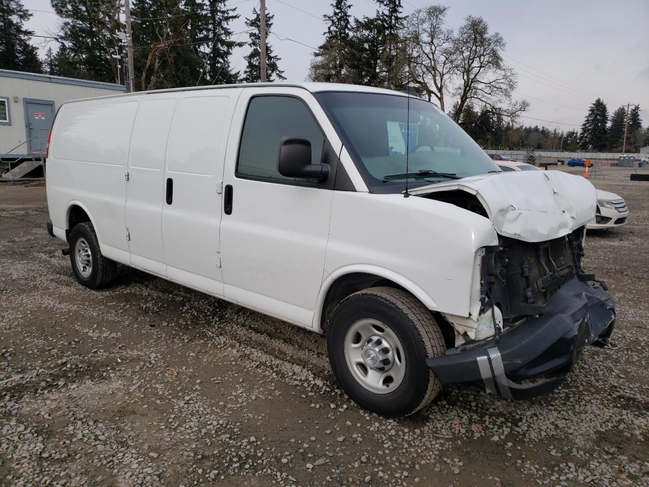 2017 Chevrolet Express - Image 4