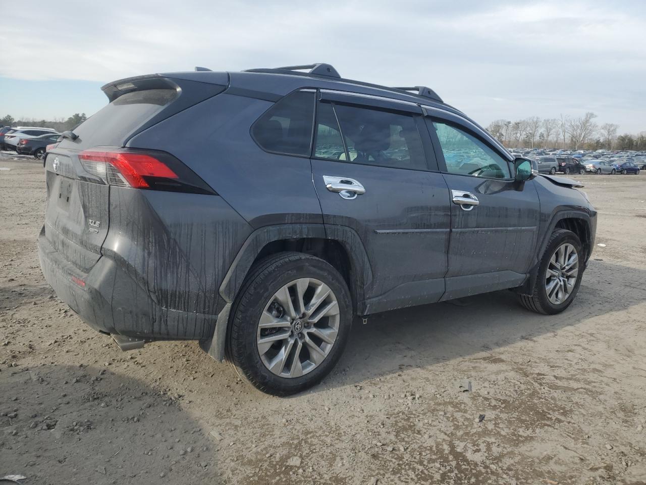 2024 Toyota RAV 4 - Image 3