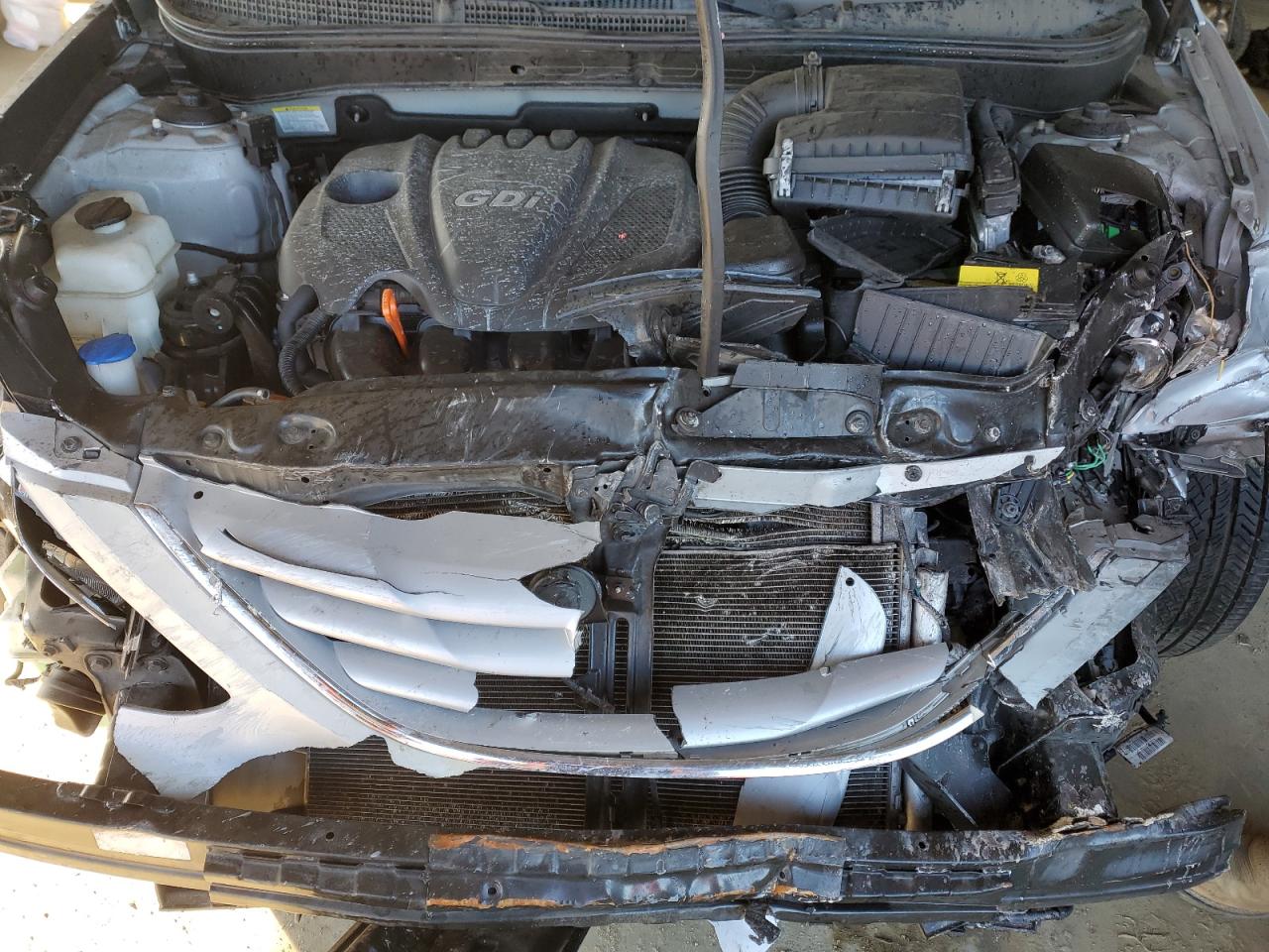 2013 Hyundai Sonata - Image 11