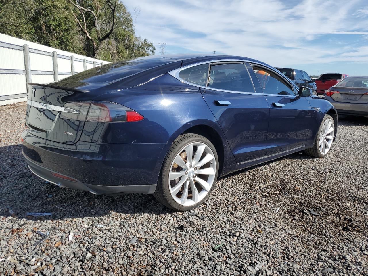 VIN 5YJSA1CP0DFP11662 2013 TESLA MODEL S no.3