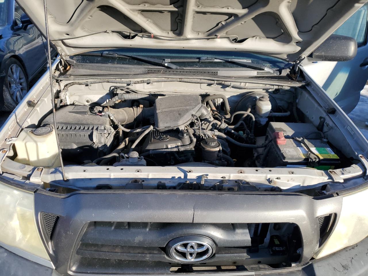 2005 Toyota Tacoma - Image 11