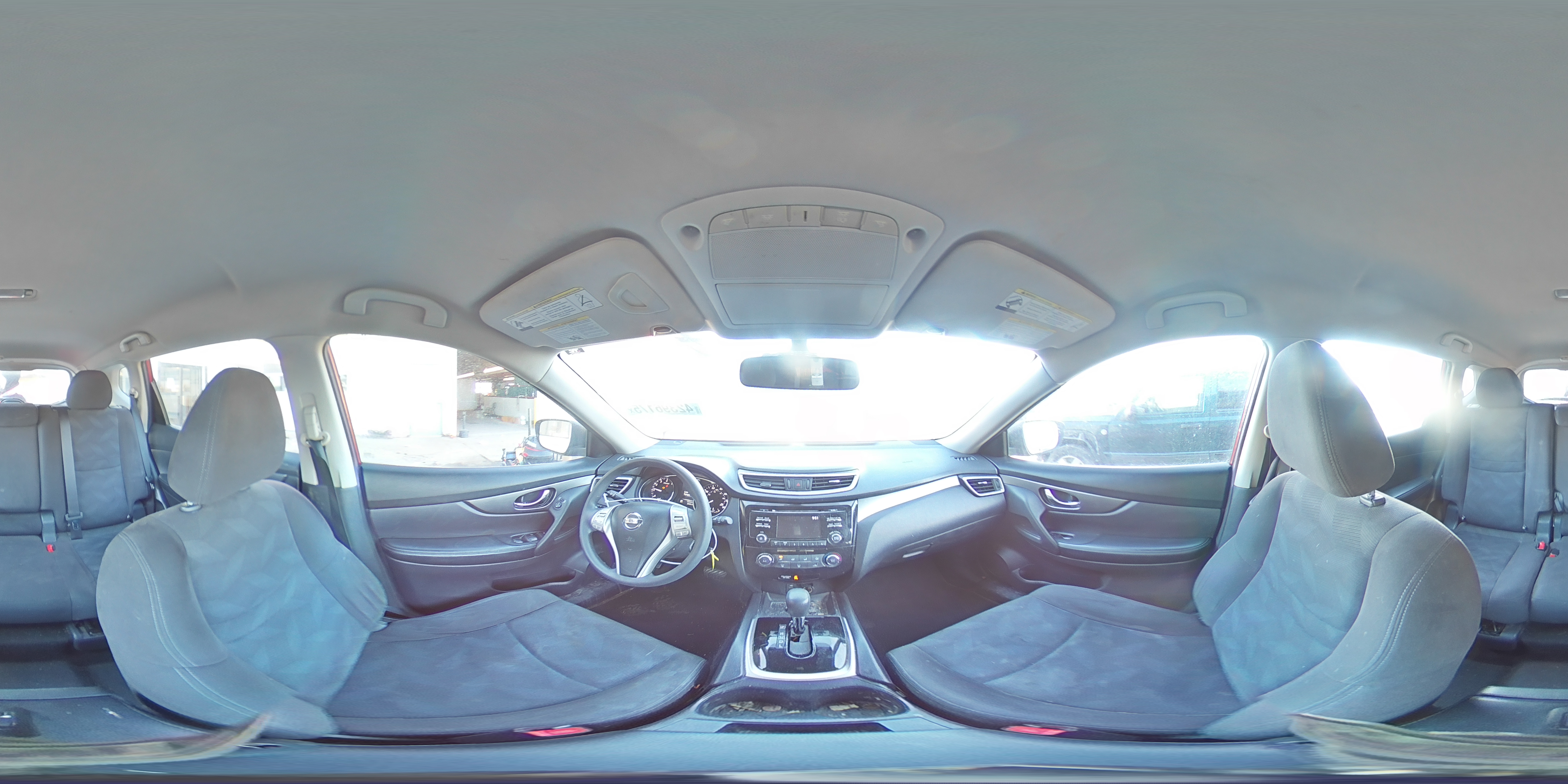 2015 Nissan Rogue - Image 13