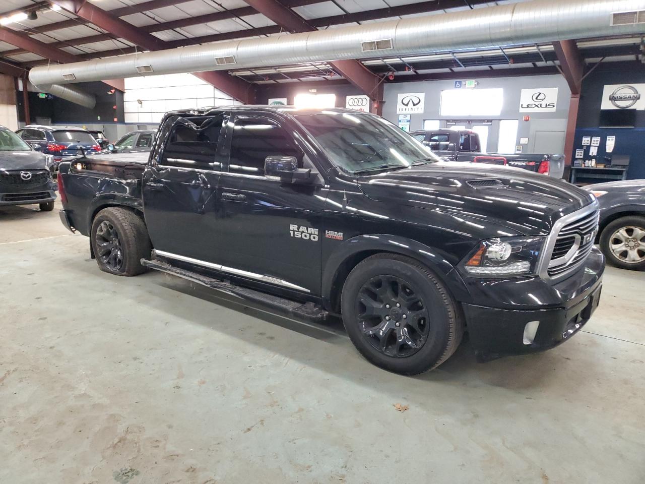 2018 RAM 1500 - Image 4