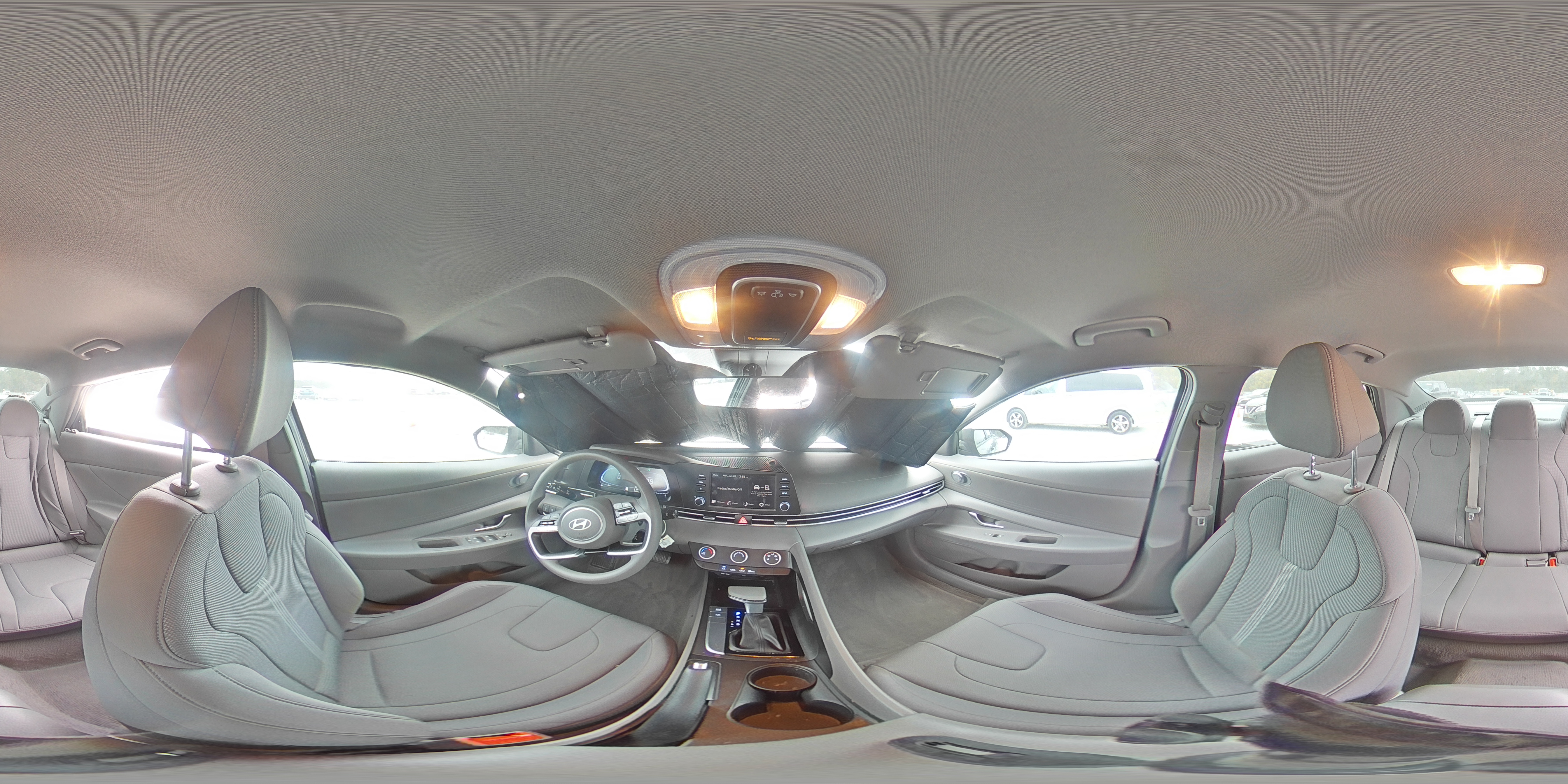 2024 Hyundai Elantra - Image 14
