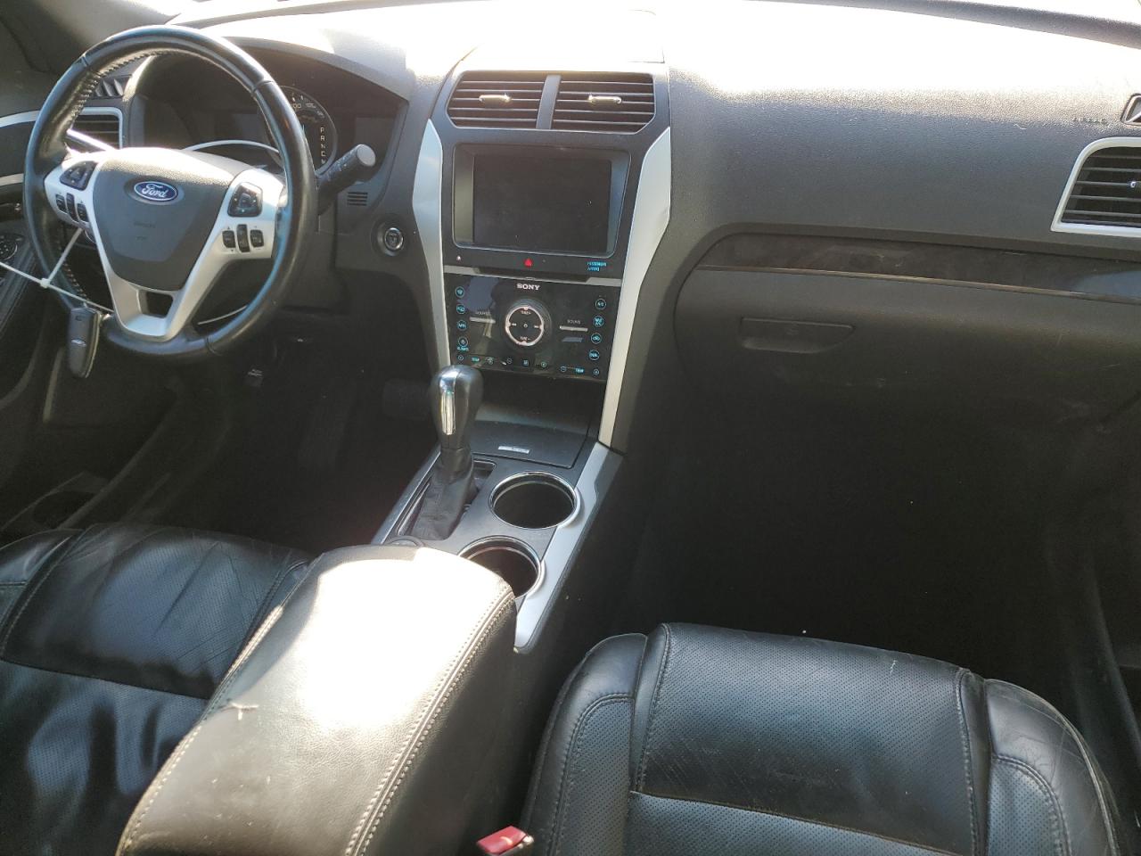 2012 Ford Explorer - Image 8